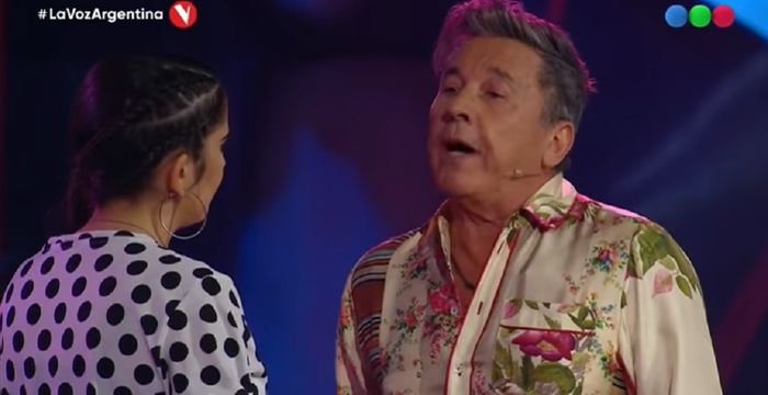 Emotivo momento en “La Voz Argentina”: una participante cantó con Ricardo Montaner el tema con el que despidió a su madre