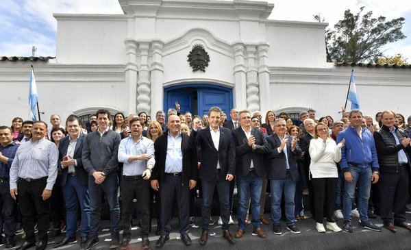 Desde Tucumán el peronismo relanzó la campaña de Massa