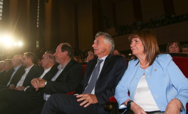 Bullrich se mostró con Macri y disparó contra Milei y el kirchnerismo