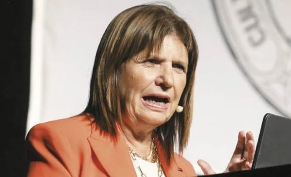 Bullrich le respondió a Massa: “Que el examen psicotécnico se lo haga él”