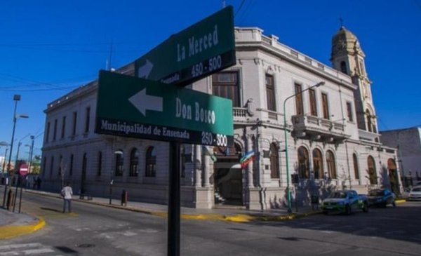 Anuncian 40% de aumento a los municipales de Ensenada
