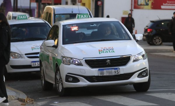 Se postergó el aumento de taxis en La Plata