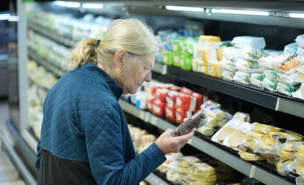 Para Economía, la inflación de la última semana fue del 2,2%