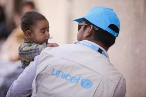 Un millón de niños en Argentina se van a dormir sin cenar, según Unicef