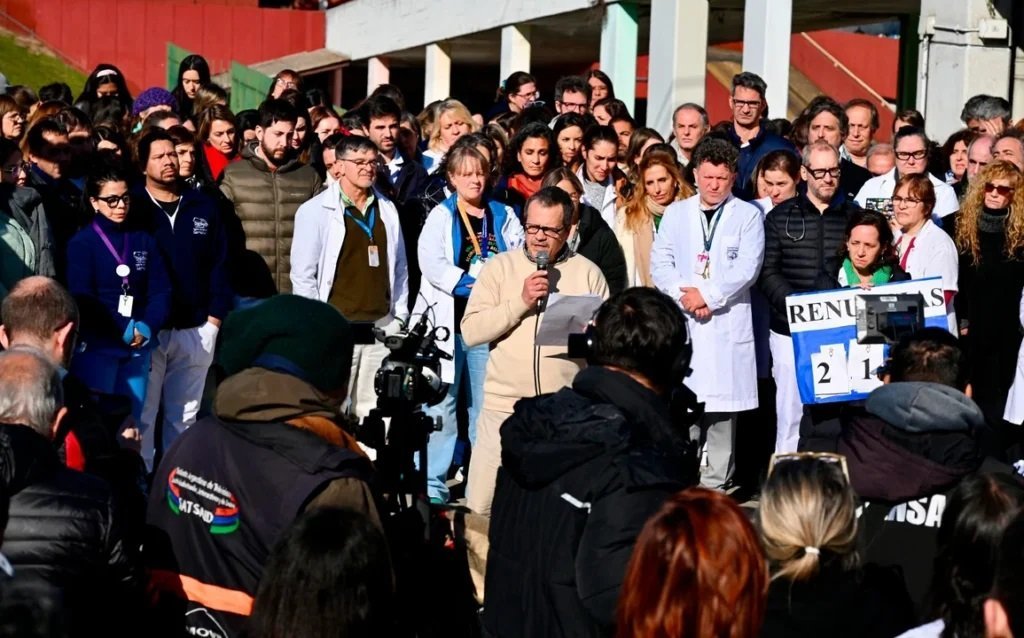 Fuerte reclamo en el Garrahan: “No buscamos rendirnos, defendemos un modelo que salva vidas”