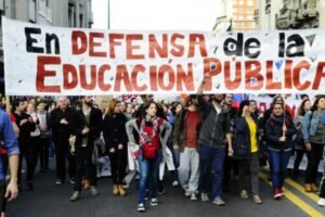 Reforma laboral y presupuesto: el Gobierno impulsa el Fondo de Asistencia Laboral, pero resiste leyes con costo similar