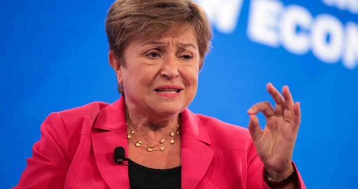 El FMI recorta el crecimiento de Argentina al 3,5% y eleva la inflación prevista al 30,4%