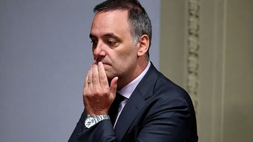 Manuel Adorni se incorporó al régimen simplificado de Ganancias mientras avanza una investigación judicial en su contra