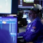 El riesgo país volvió a subir y quedó al borde de los 500 puntos