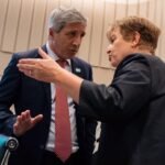 El FMI pidió a la Argentina que siga acumulando reservas para reducir el riesgo país